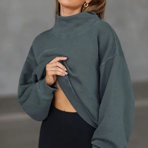 Joah Brown black turtleneck sweatshirt 🖤